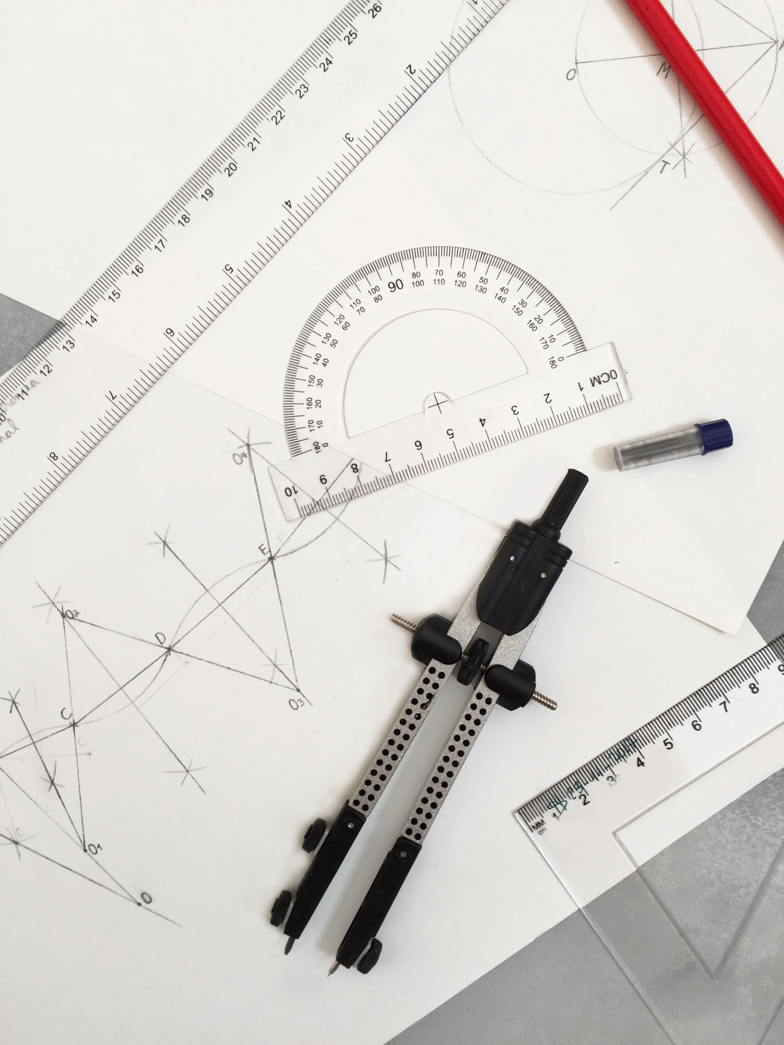 Design tools with compass and protractor